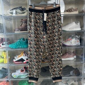 Limited Edition DOLCE&GABBANA Full Logo Print pants